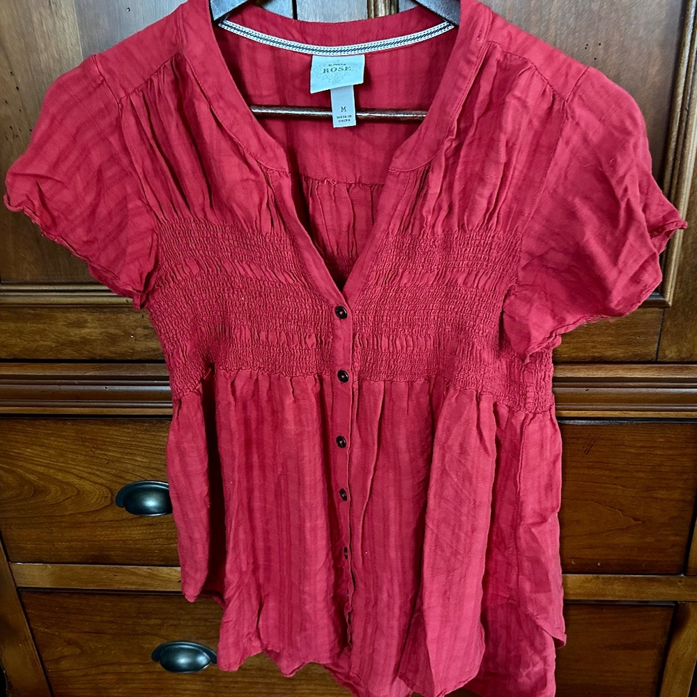 Knox Rose Smocked Hi-Lo Short Sleeve Button Down Red Top Size M NWOT